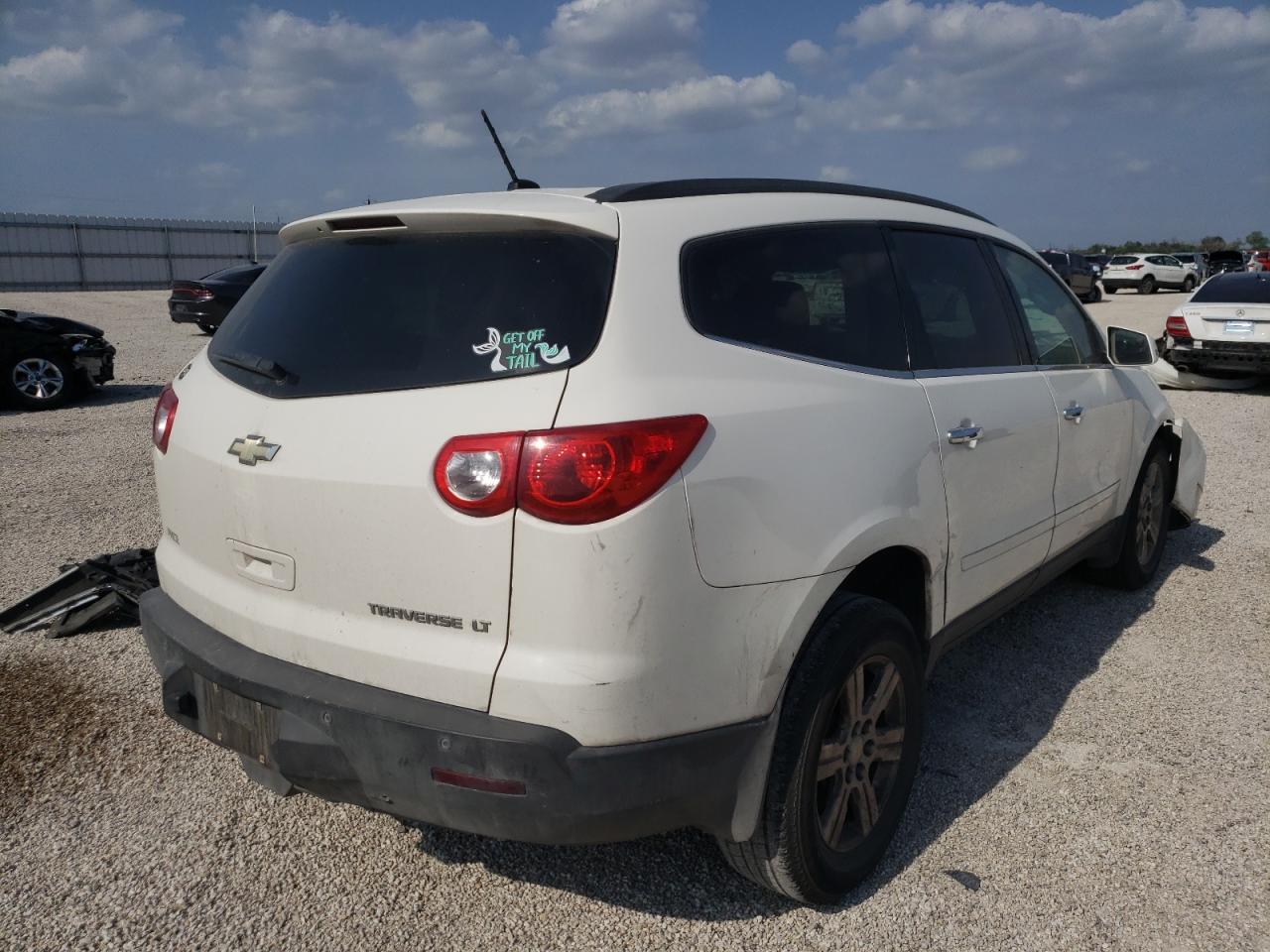 Photo 4 from auction – 2012 CHEVROLET TRAVERSE L with VIN 1GNKRGED3CJ122067