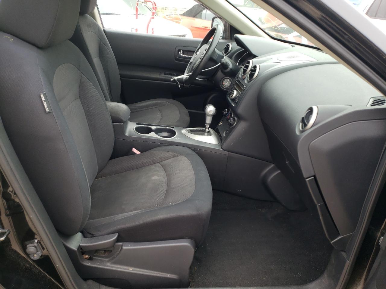 Photo 5 from auction – 2011 NISSAN ROGUE S with VIN JN8AS5MV2BW662460