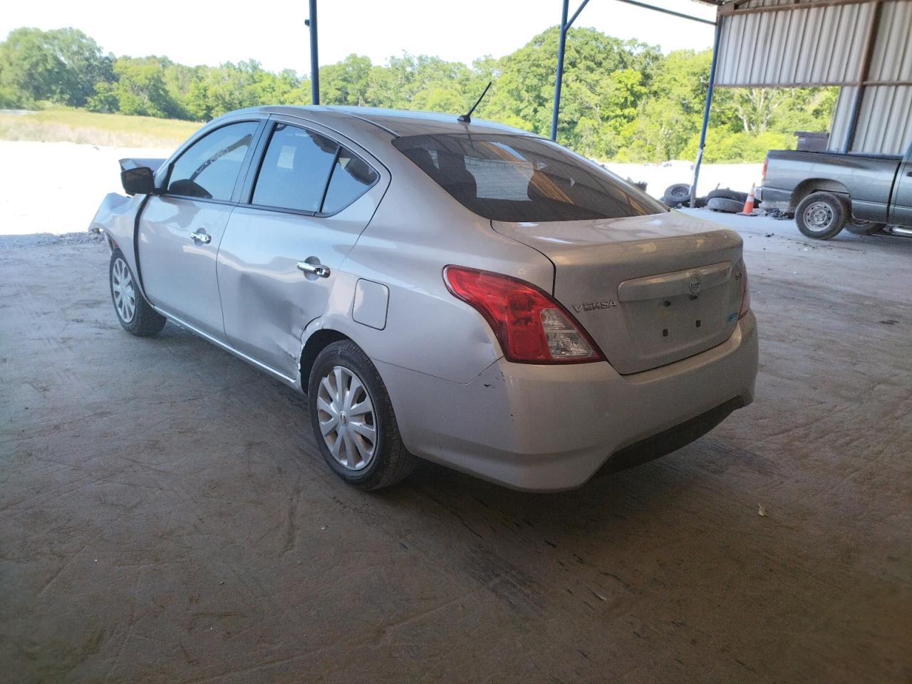 Photo 3 from auction – 2016 NISSAN VERSA S with VIN 3N1CN7AP9GL808463