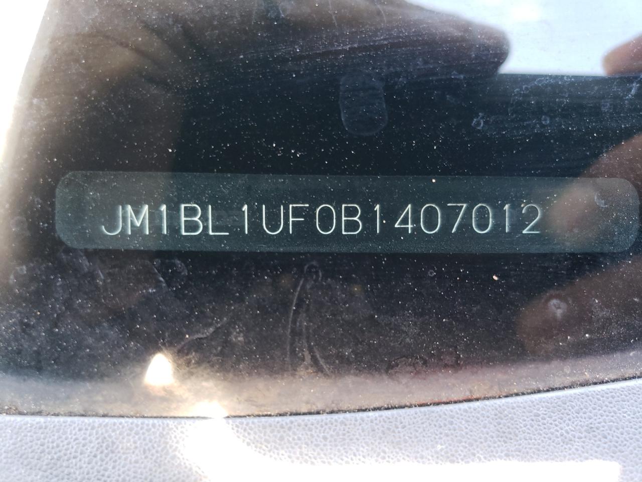 Photo 10 from auction – 2011 MAZDA 3 with VIN JM1BL1UF0B1407012