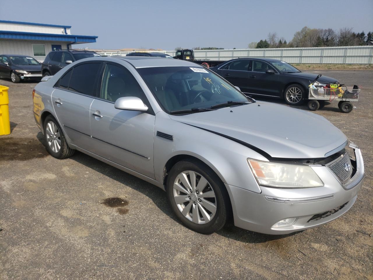 HYUNDAI SONATA 2009 with VIN 5NPEU46F39H407453 - Photo from auction