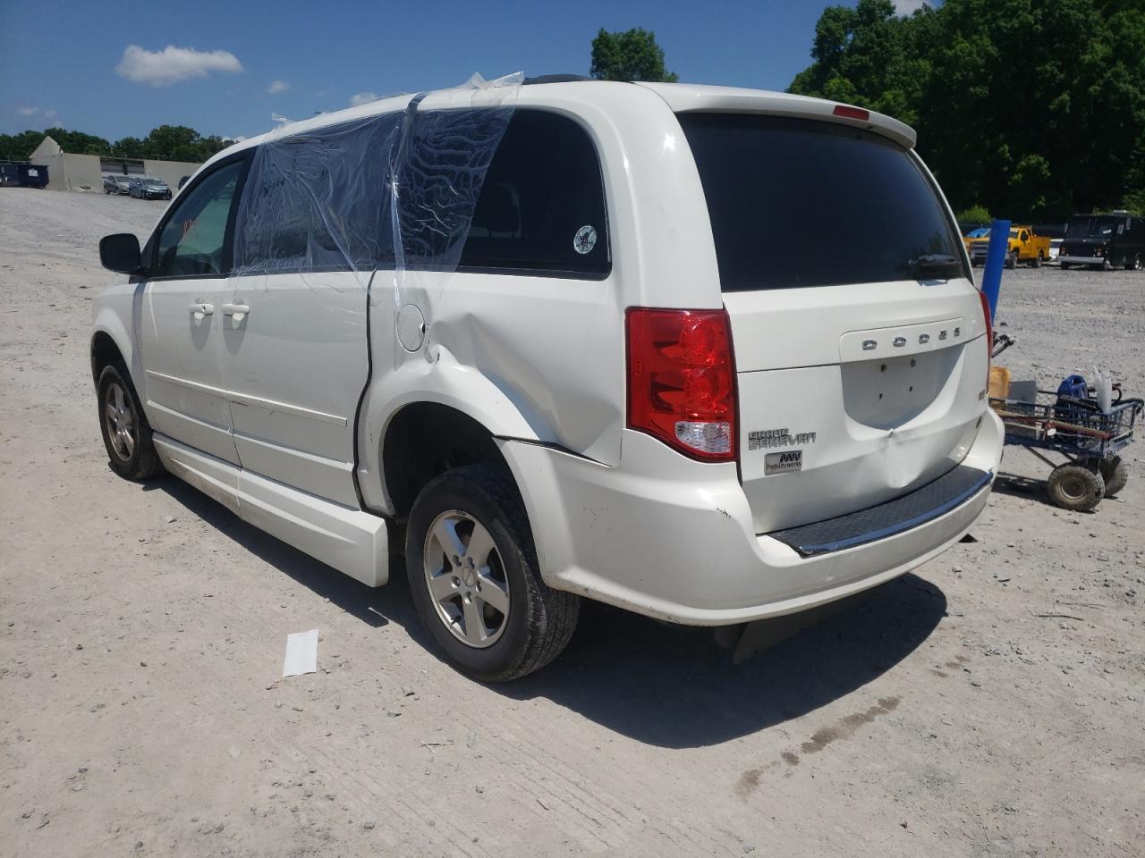 Photo 3 from auction – 2012 DODGE GRAND CARA with VIN 2C4RDGCG7CR113404