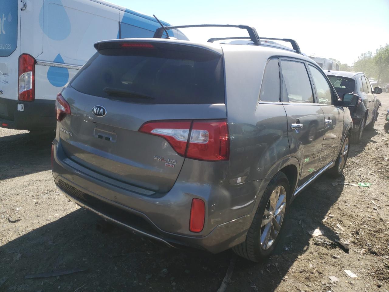 Photo 4 from auction – 2014 KIA SORENTO SX with VIN 5XYKWDA76EG528749