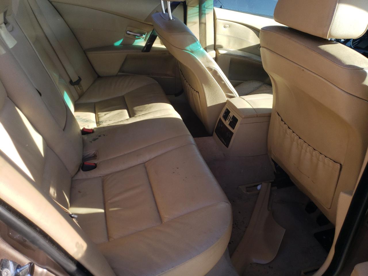 Photo 6 from auction – 2005 BMW 525 with VIN WBANA53505B860156