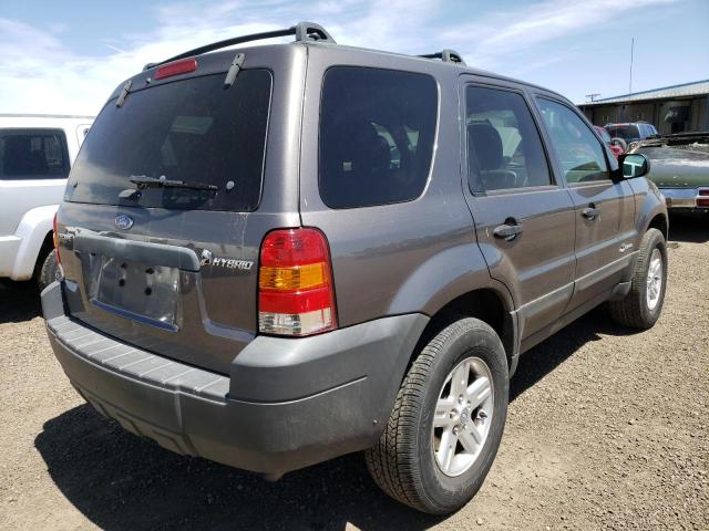 Photo 4 from auction – 2005 FORD ESCAPE HEV with VIN 1FMCU96H25KE00958