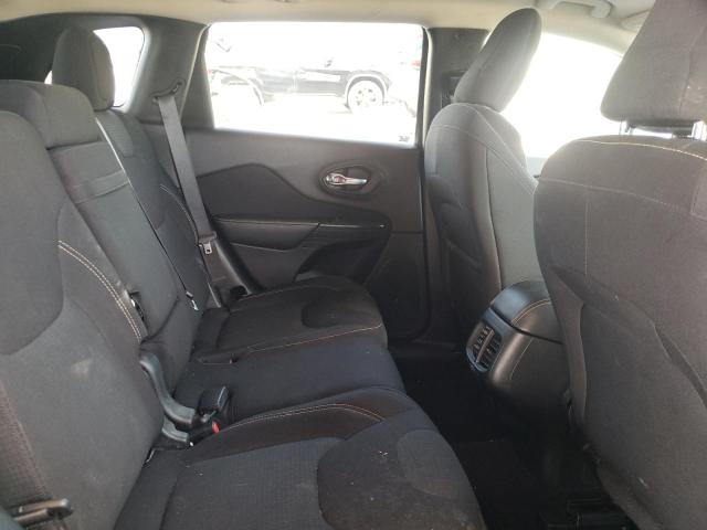 Photo 6 from auction – 2016 JEEP CHEROKEE L with VIN 1C4PJLCB1GW362839