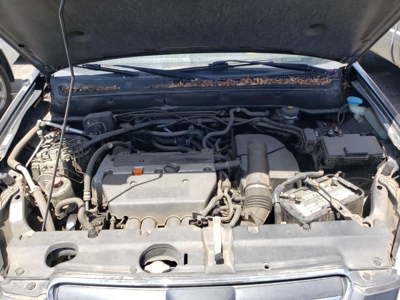 Photo 7 from auction – 2005 HONDA CR-V LX with VIN JHLRD68575C010855