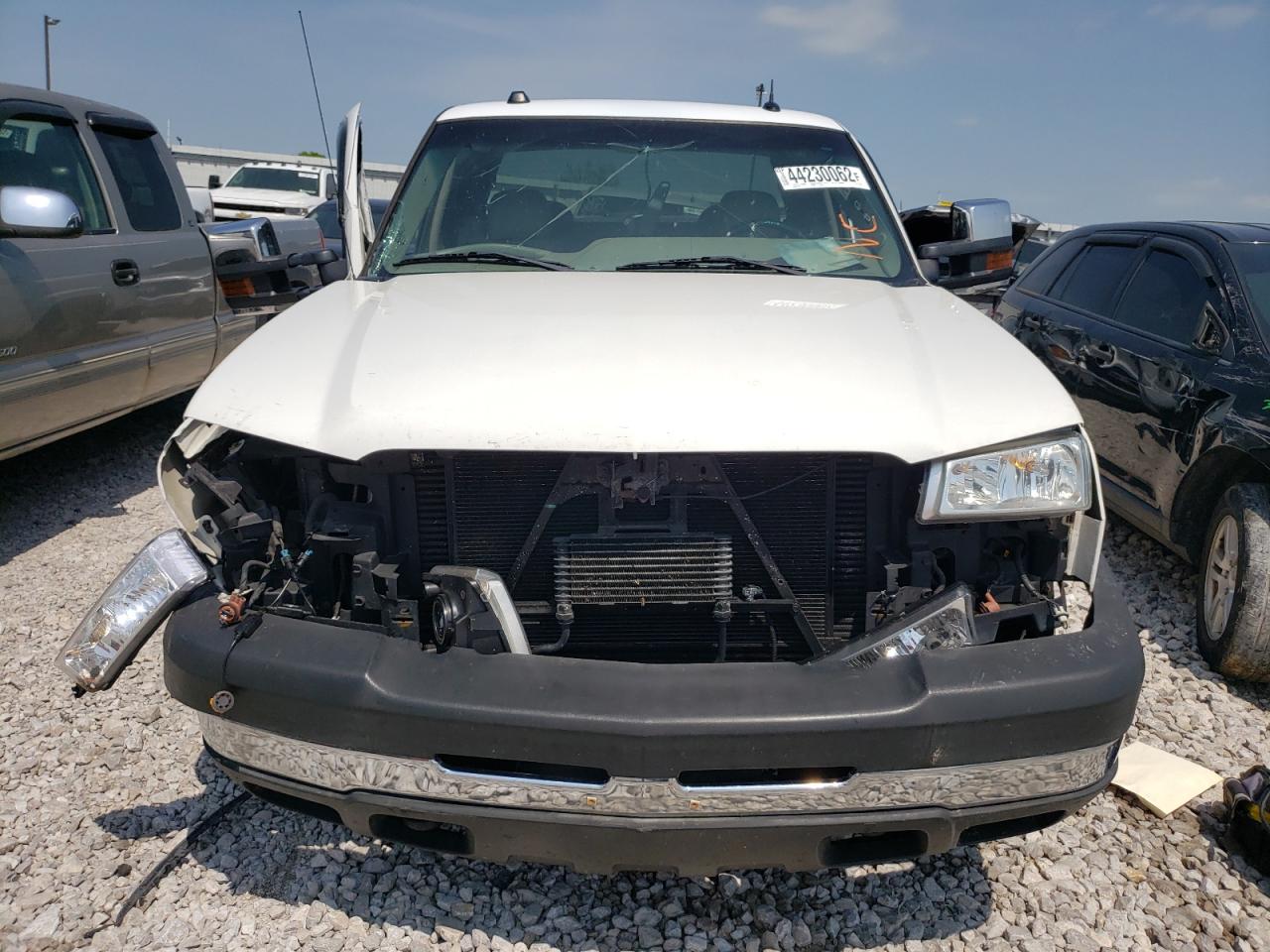 Photo 9 from auction – 2005 GMC SIERRA K25 with VIN 1GTHK29205E338425