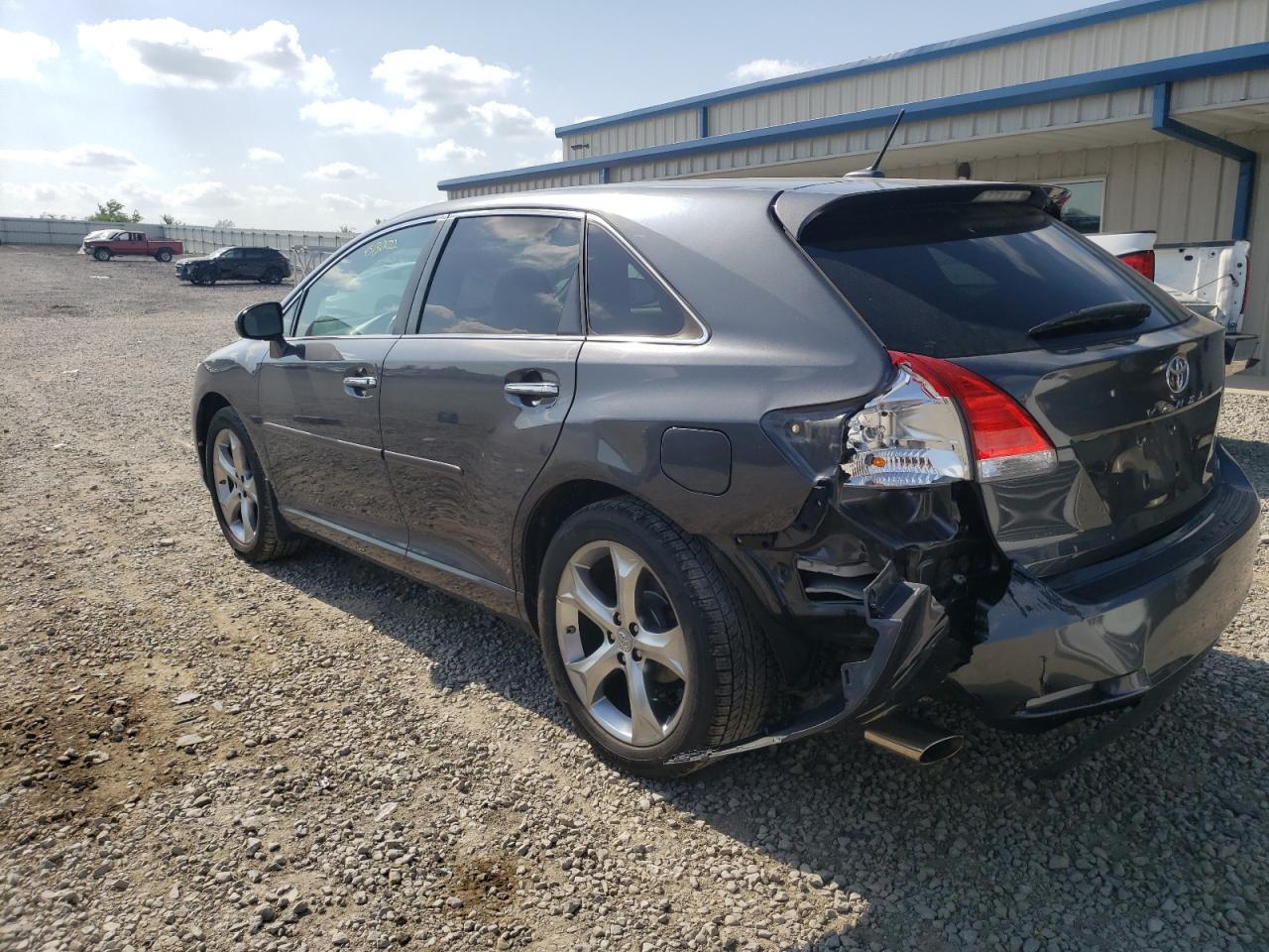 Photo 3 from auction – 2010 TOYOTA VENZA with VIN 4T3BK3BB0AU039140