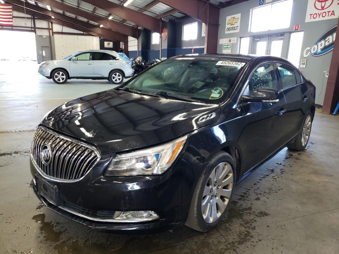 Photo 2 from auction – 2015 BUICK LACROSSE with VIN 1G4GC5G33FF146509