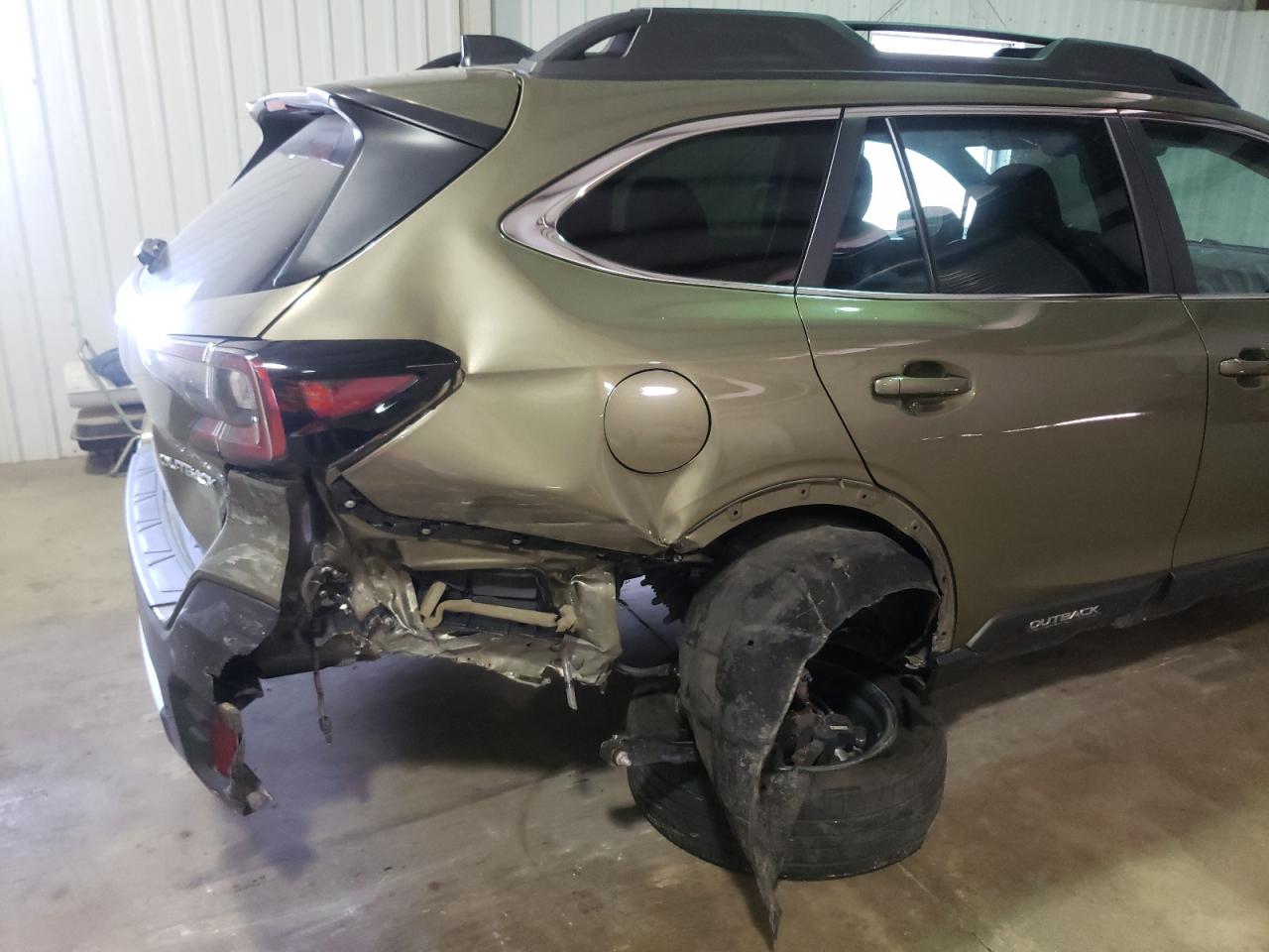 Photo 9 from auction – 2020 SUBARU OUTBACK LI with VIN 4S4BTANC3L3148926