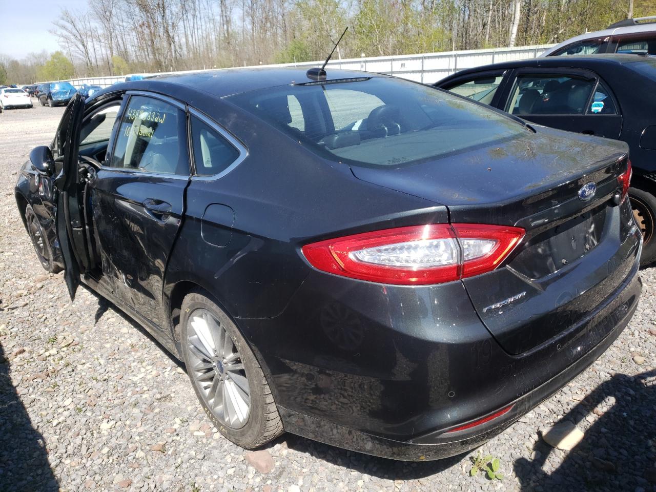 Photo 3 from auction – 2015 FORD FUSION SE with VIN 3FA6P0HD6FR212140