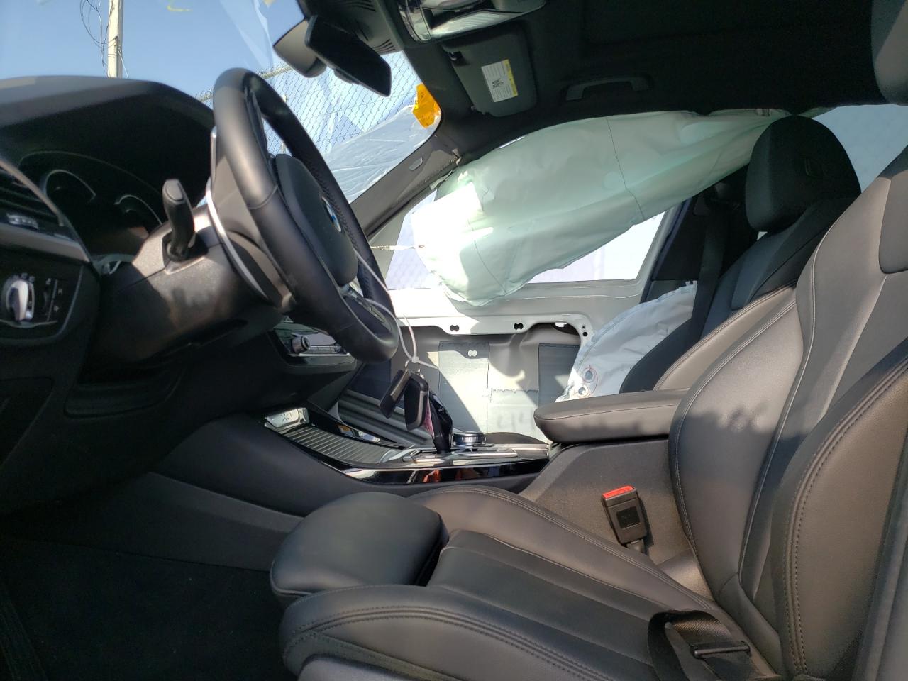 Photo 5 from auction – 2019 BMW X3 XDRIVE3 with VIN 5UXTR9C56KLE11596
