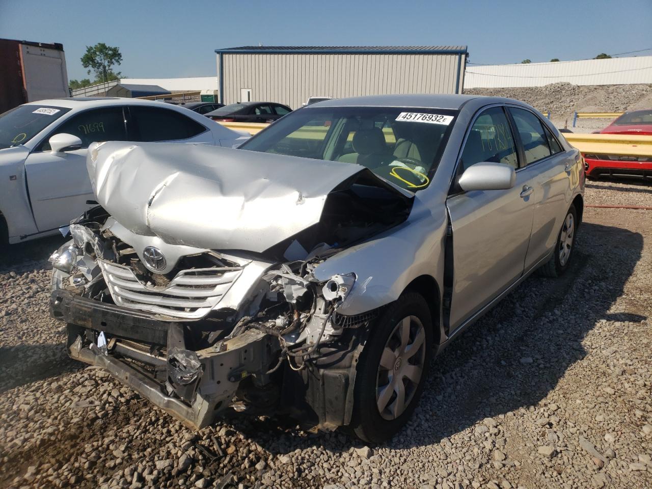 Photo 2 from auction – 2007 TOYOTA CAMRY CE with VIN 4T1BE46K57U040521