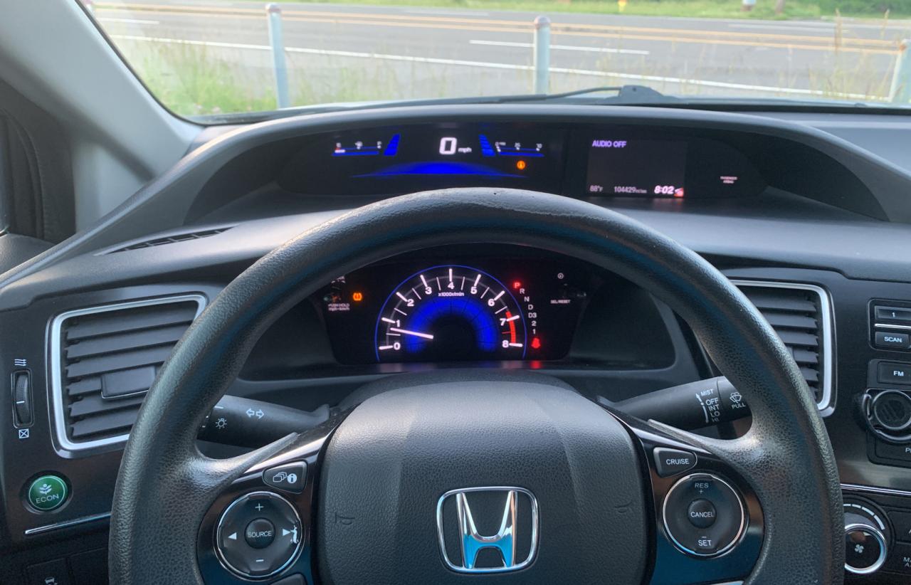 Photo 8 from auction – 2013 HONDA CIVIC LX with VIN 2HGFB2F56DH569781