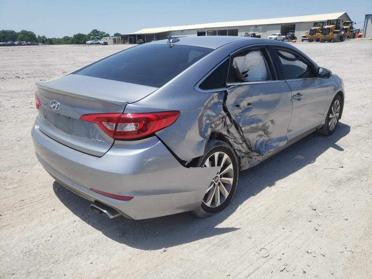 Photo 4 from auction – 2015 HYUNDAI SONATA SPO with VIN 5NPE34AF7FH023083