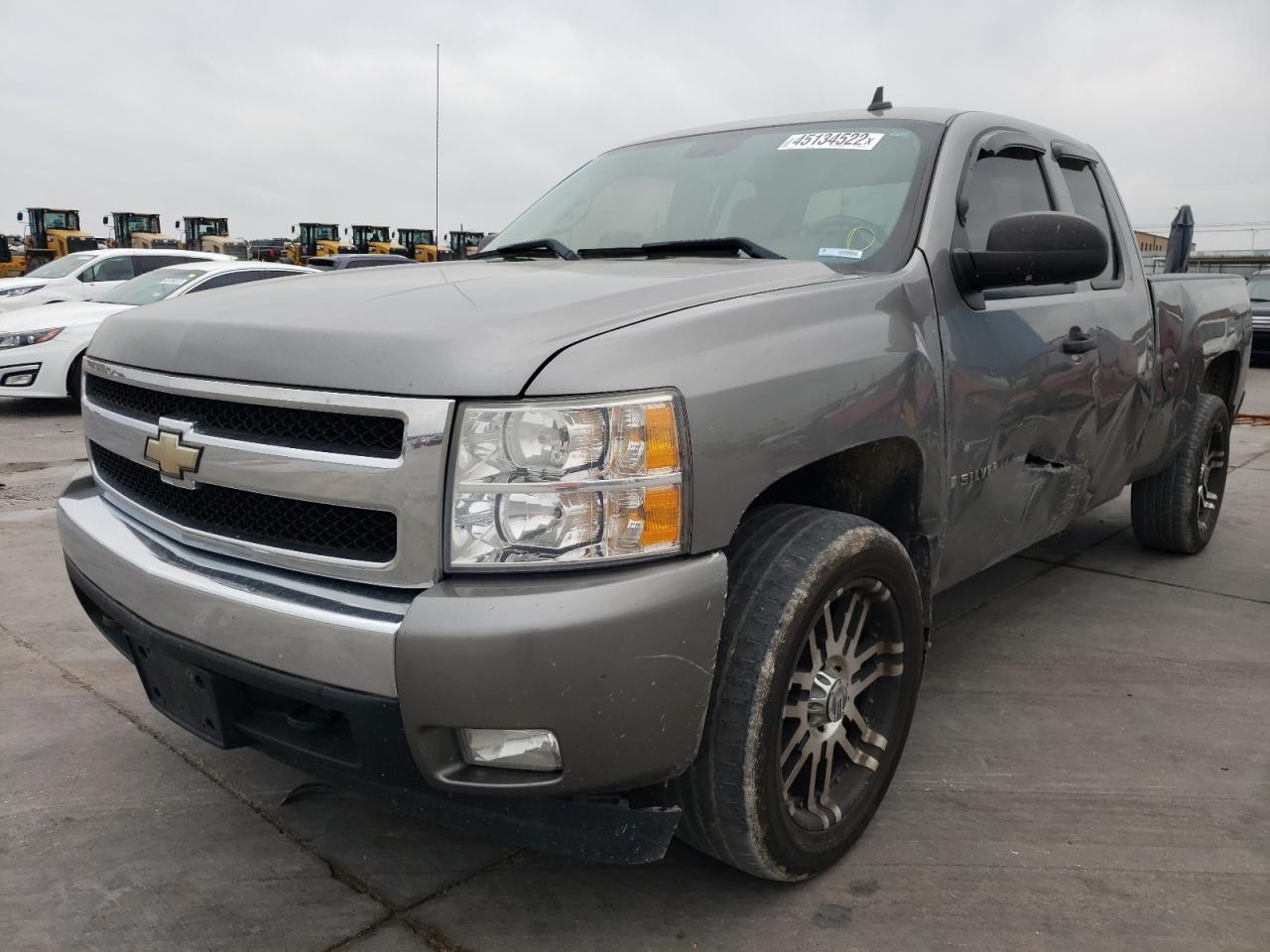 Photo 2 from auction – 2008 CHEVROLET SILVERADO with VIN 2GCEC19J981241876