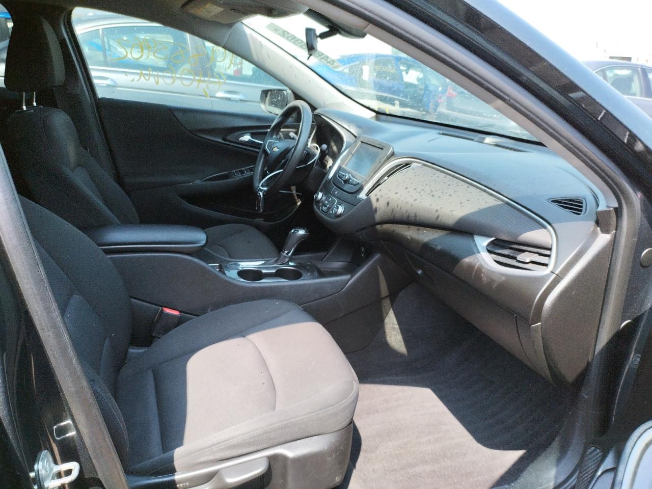 Photo 5 from auction – 2018 CHEVROLET MALIBU LS with VIN 1G1ZB5ST7JF198587