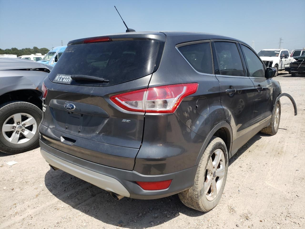 Photo 4 from auction – 2016 FORD ESCAPE SE with VIN 1FMCU0G77GUA09359