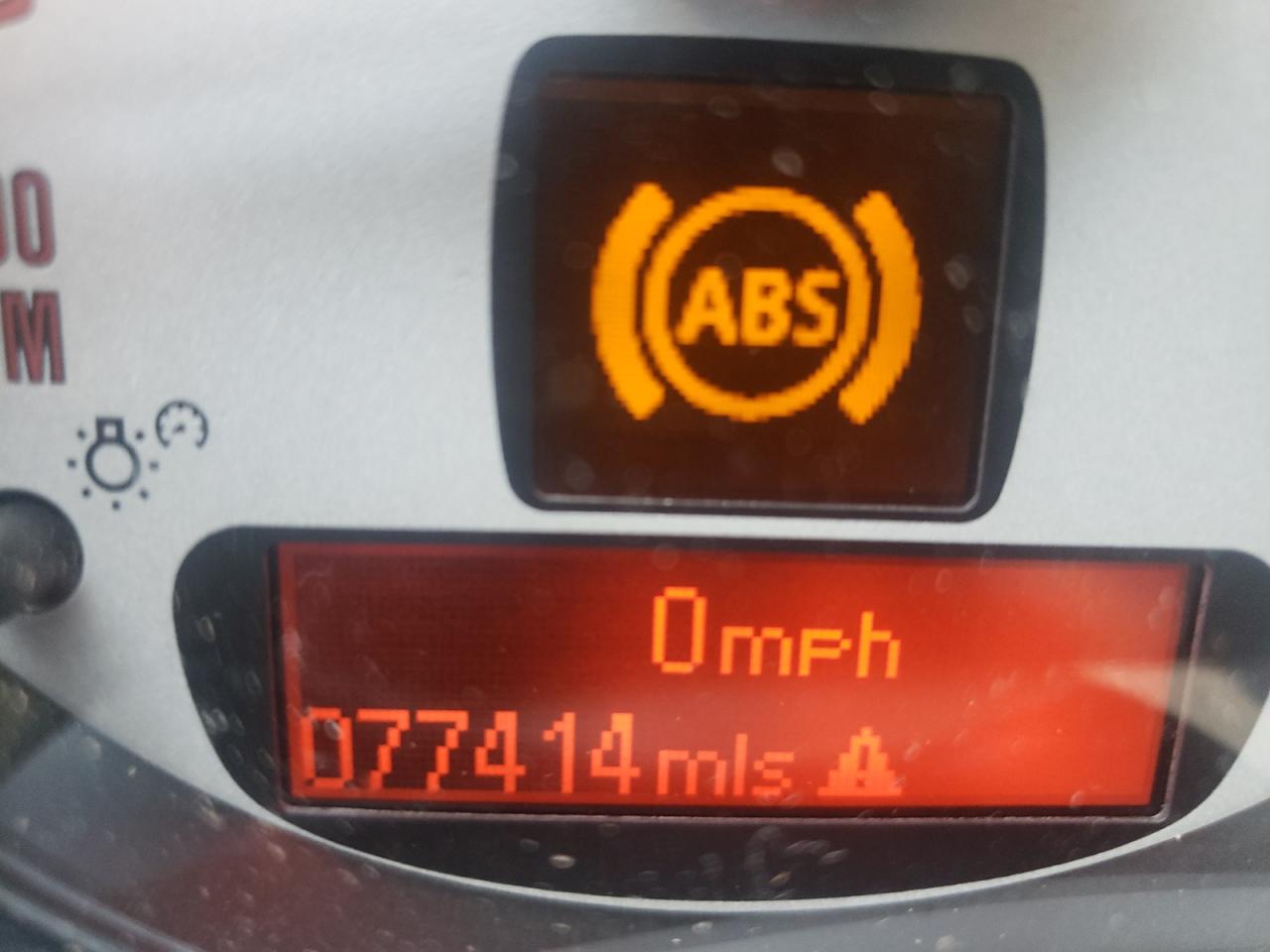 Photo 8 from auction – 2012 MINI COOPER S C with VIN WMWZC3C53CWM27825
