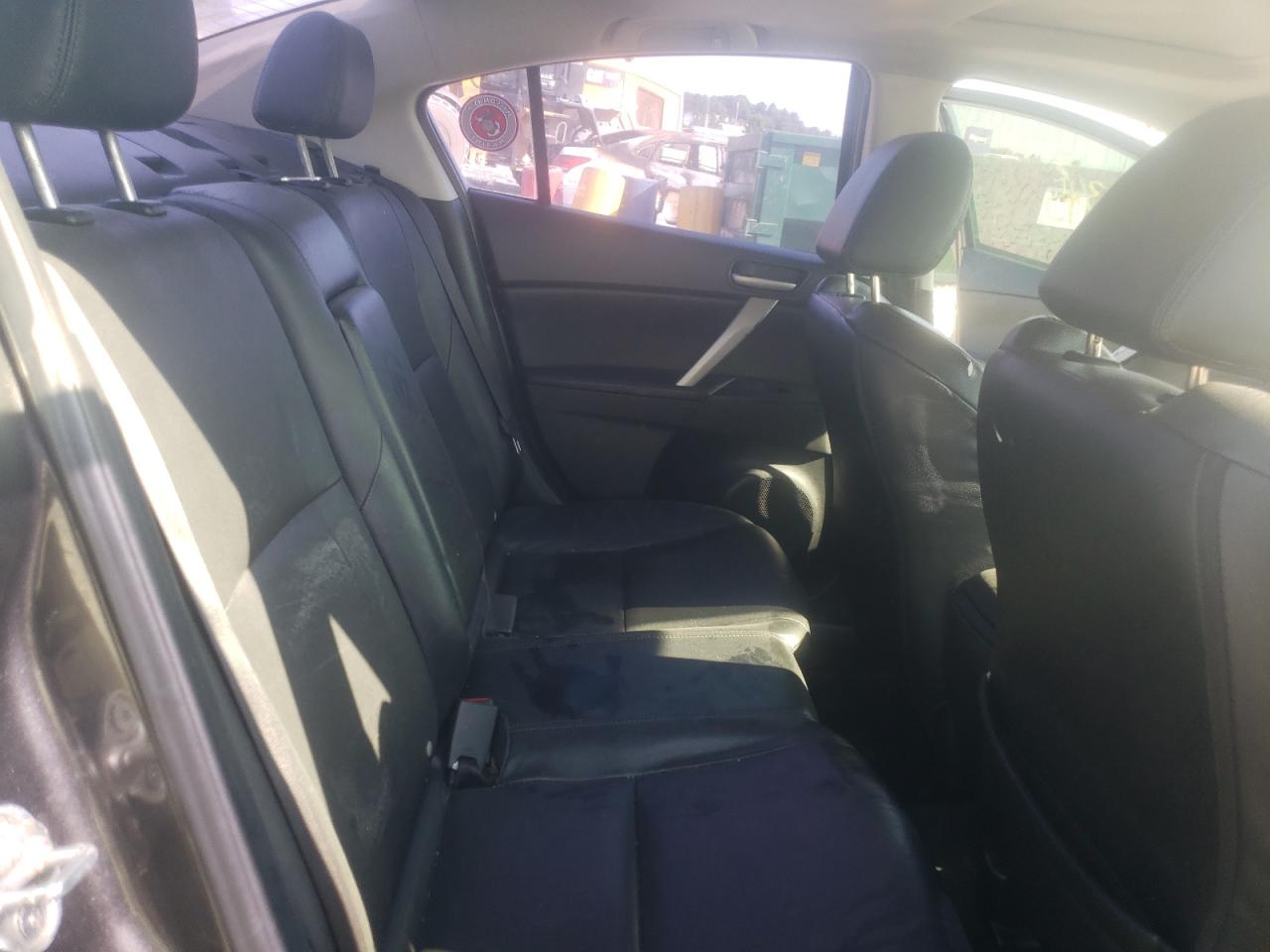 Photo 6 from auction – 2012 MAZDA 3 I with VIN JM1BL1W79C1617518