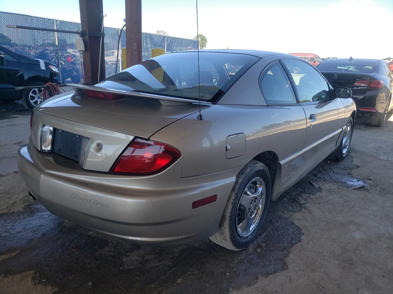 Photo 4 from auction – 2004 PONTIAC SUNFIRE with VIN 1G2JB12F347159490
