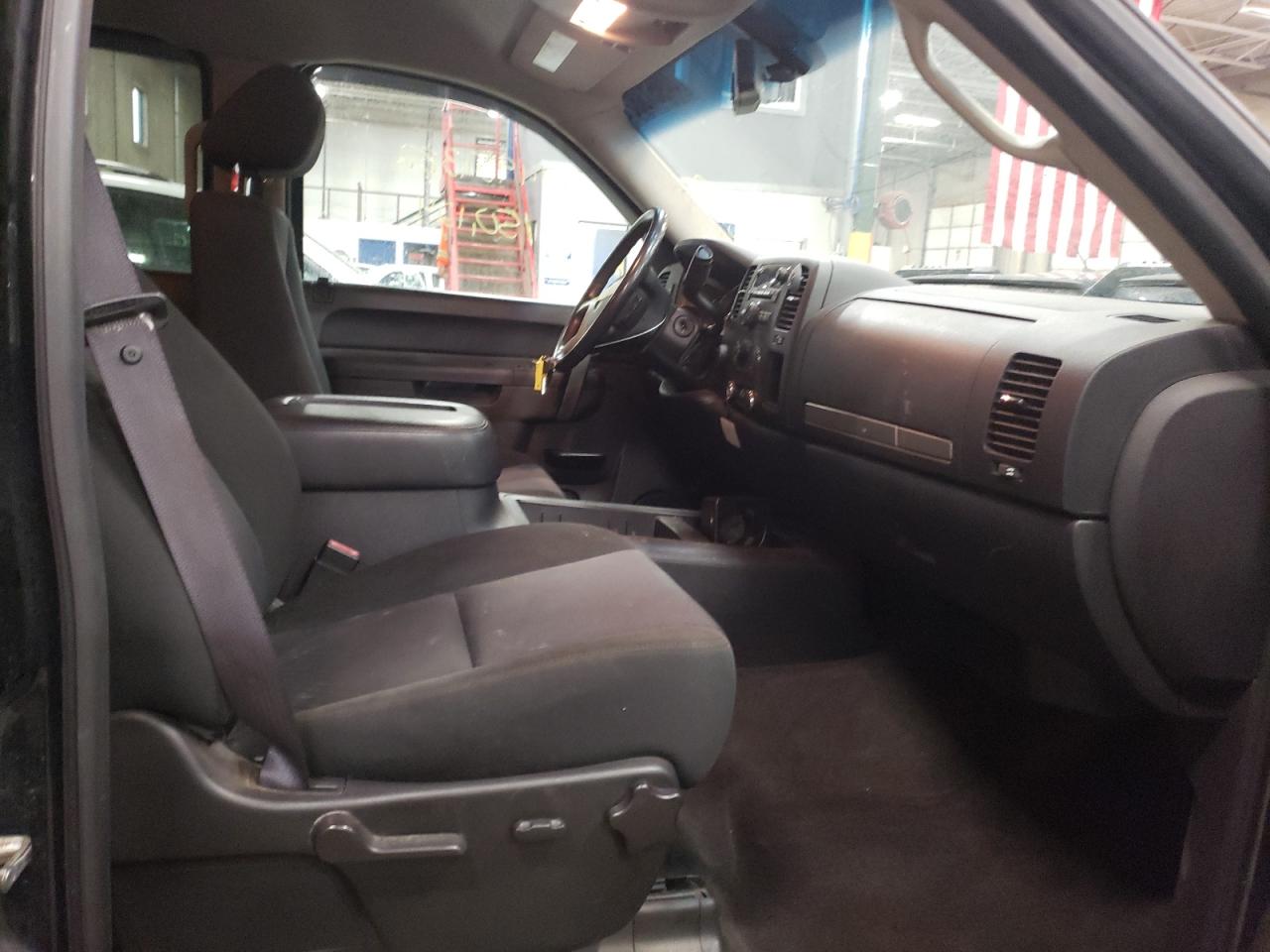 Photo 5 from auction – 2012 CHEVROLET SILVERADO with VIN 3GCPKSE7XCG157304