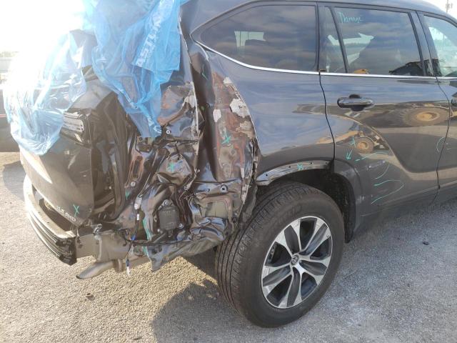 Photo 9 from auction – 2022 TOYOTA HIGHLANDER with VIN 5TDGZRBH6NS187812