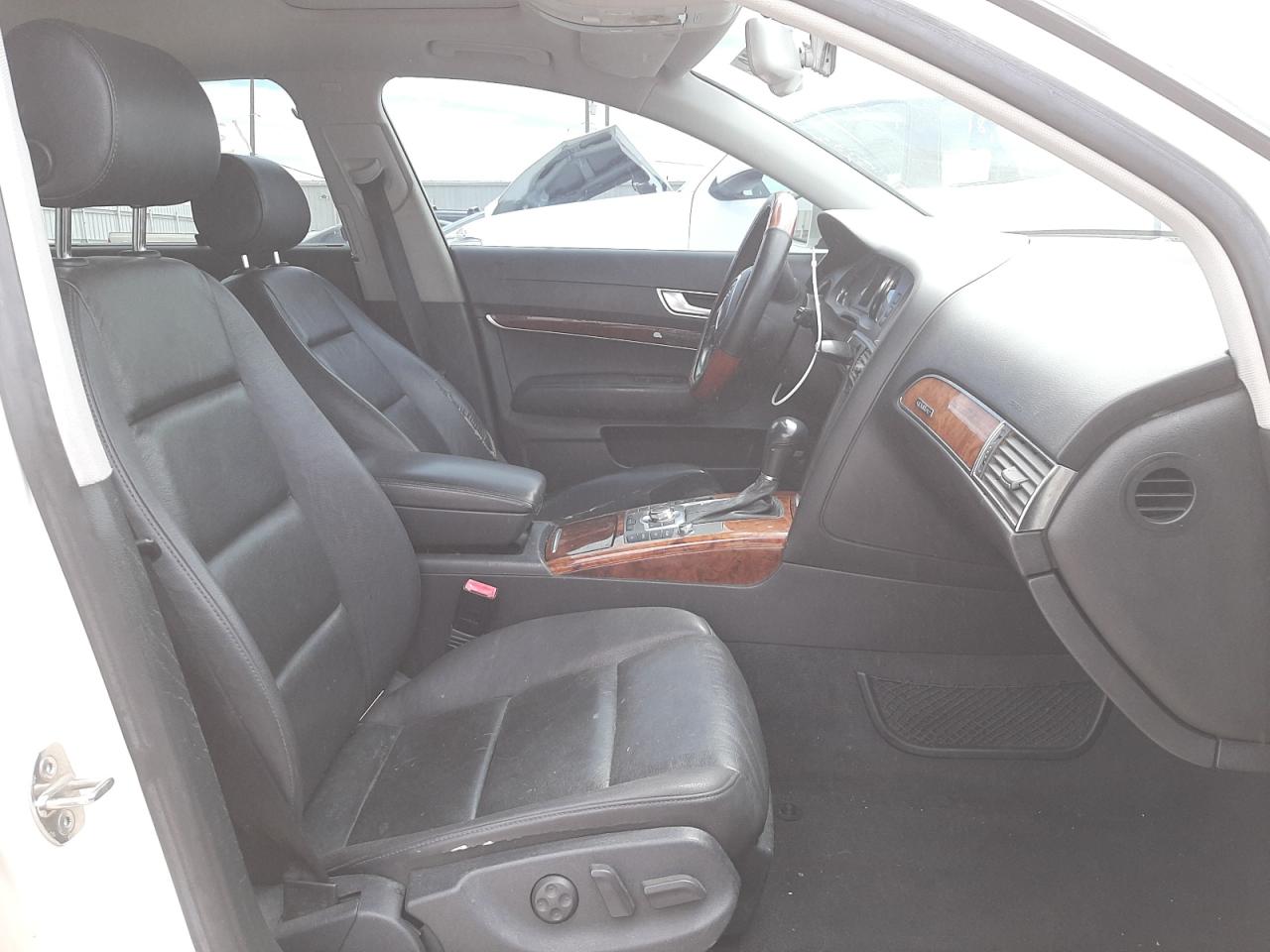 Photo 19 from auction – 2005 AUDI A6 3.2 QUA with VIN WAUDG74F05N105665