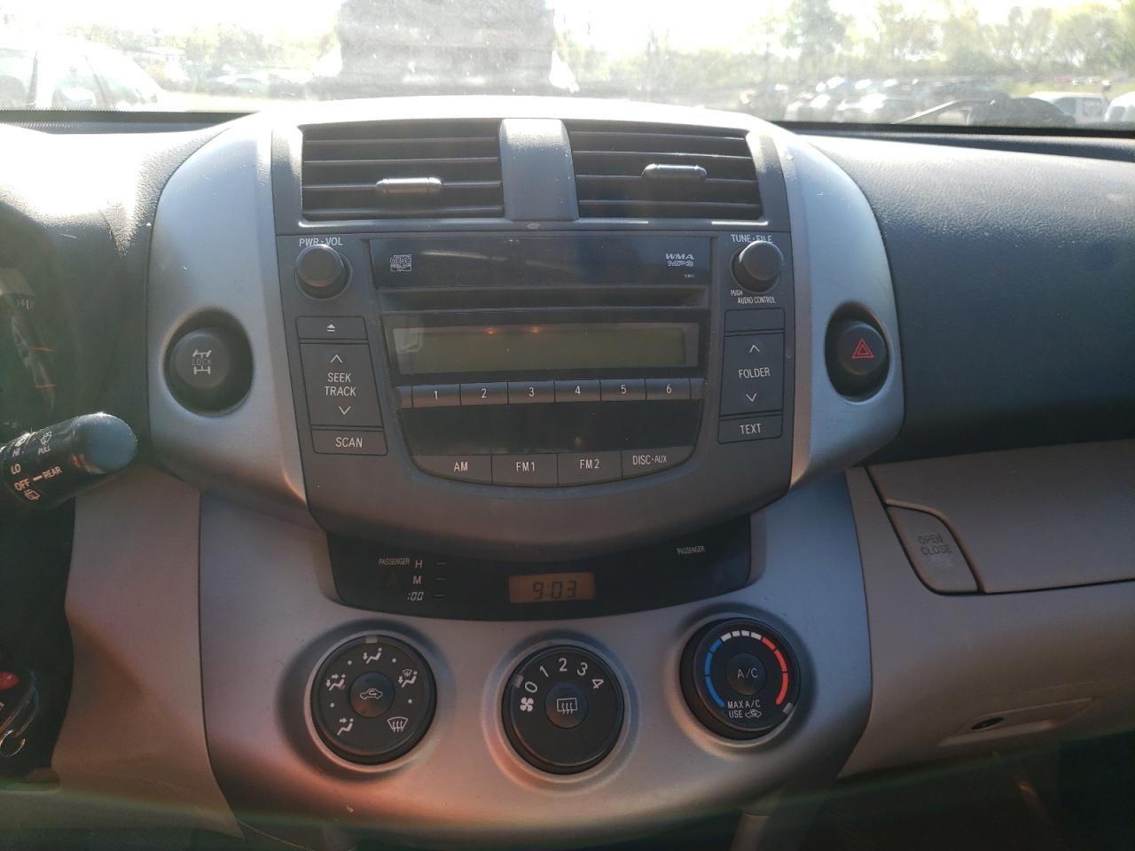 Photo 9 from auction – 2007 TOYOTA RAV4 with VIN JTMBD33V475119270