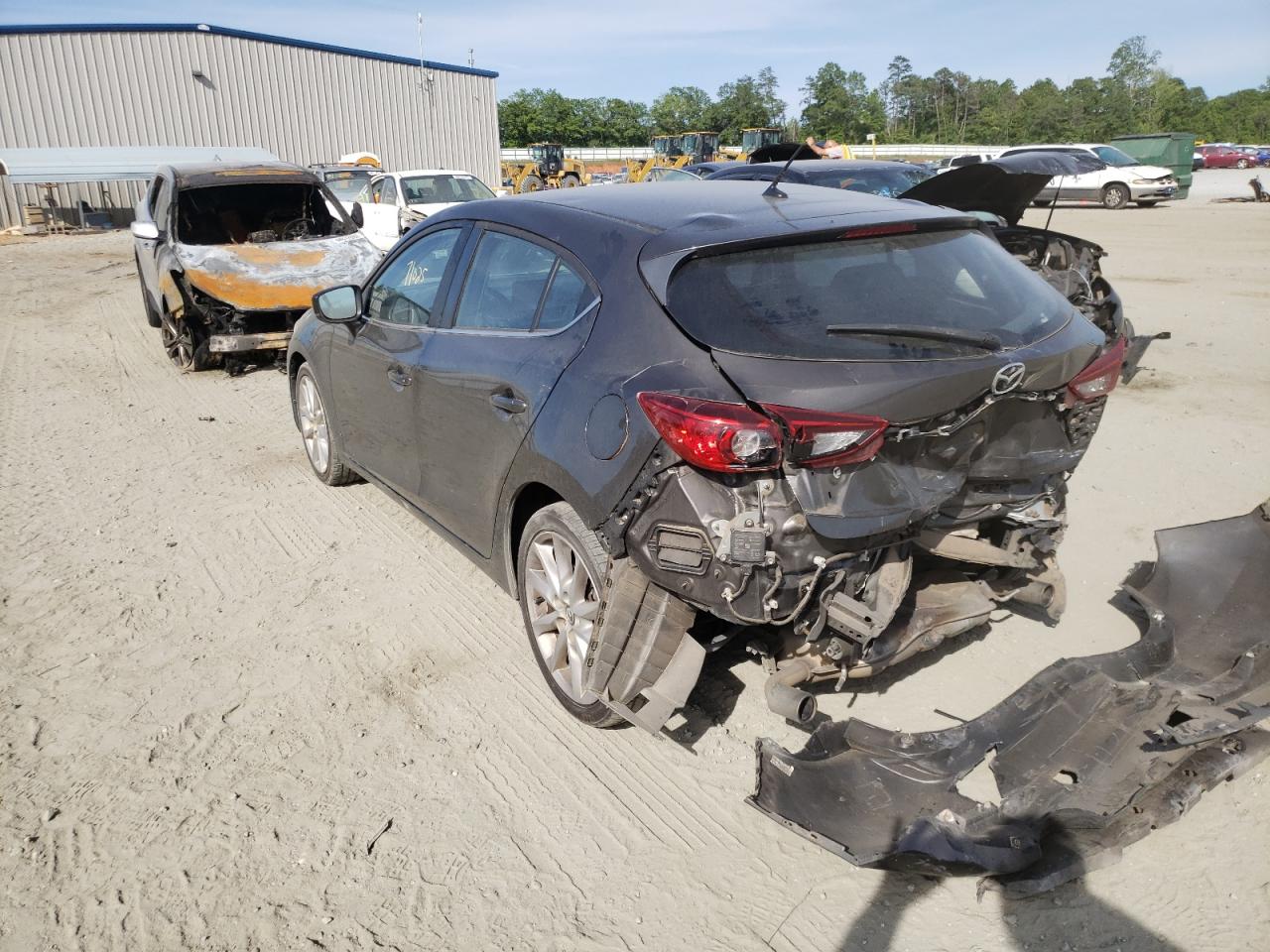 Photo 3 from auction – 2017 MAZDA 3 TOURING with VIN JM1BN1L7XH1100248
