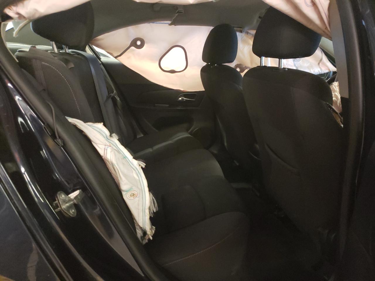 Photo 6 from auction – 2014 CHEVROLET CRUZE LT with VIN 1G1PC5SB1E7378420