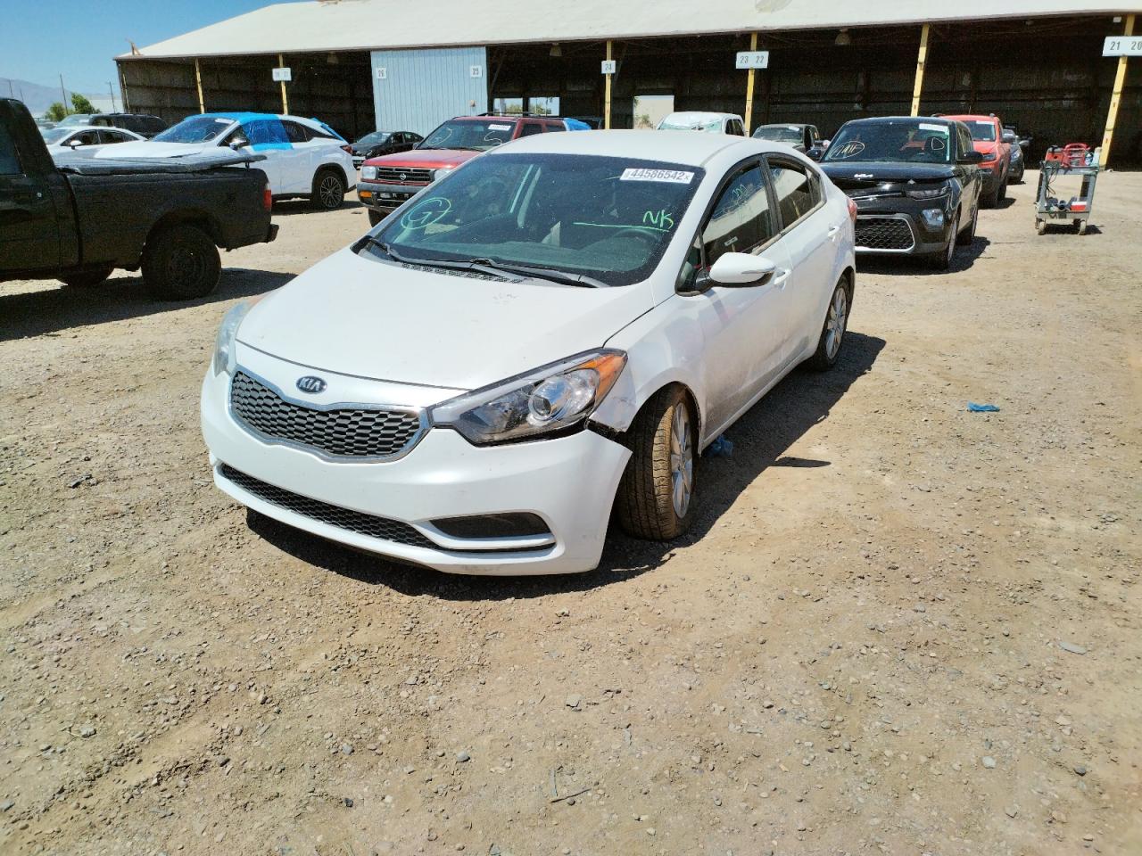 Photo 2 from auction – 2016 KIA FORTE LX with VIN KNAFX4A6XG5610949