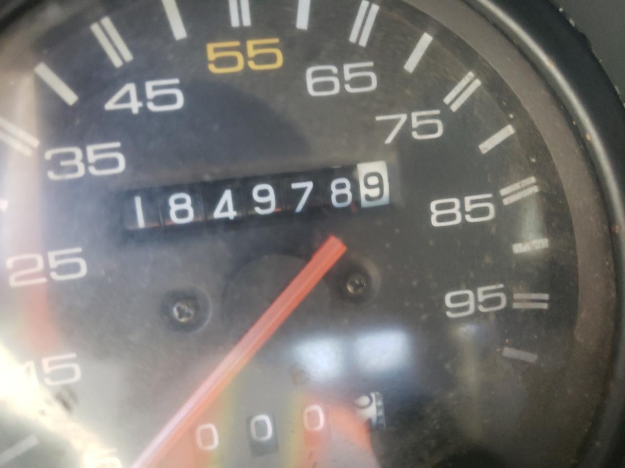 Photo 8 from auction – 1989 ISUZU TROOPER II with VIN JACCH58E4K7900220