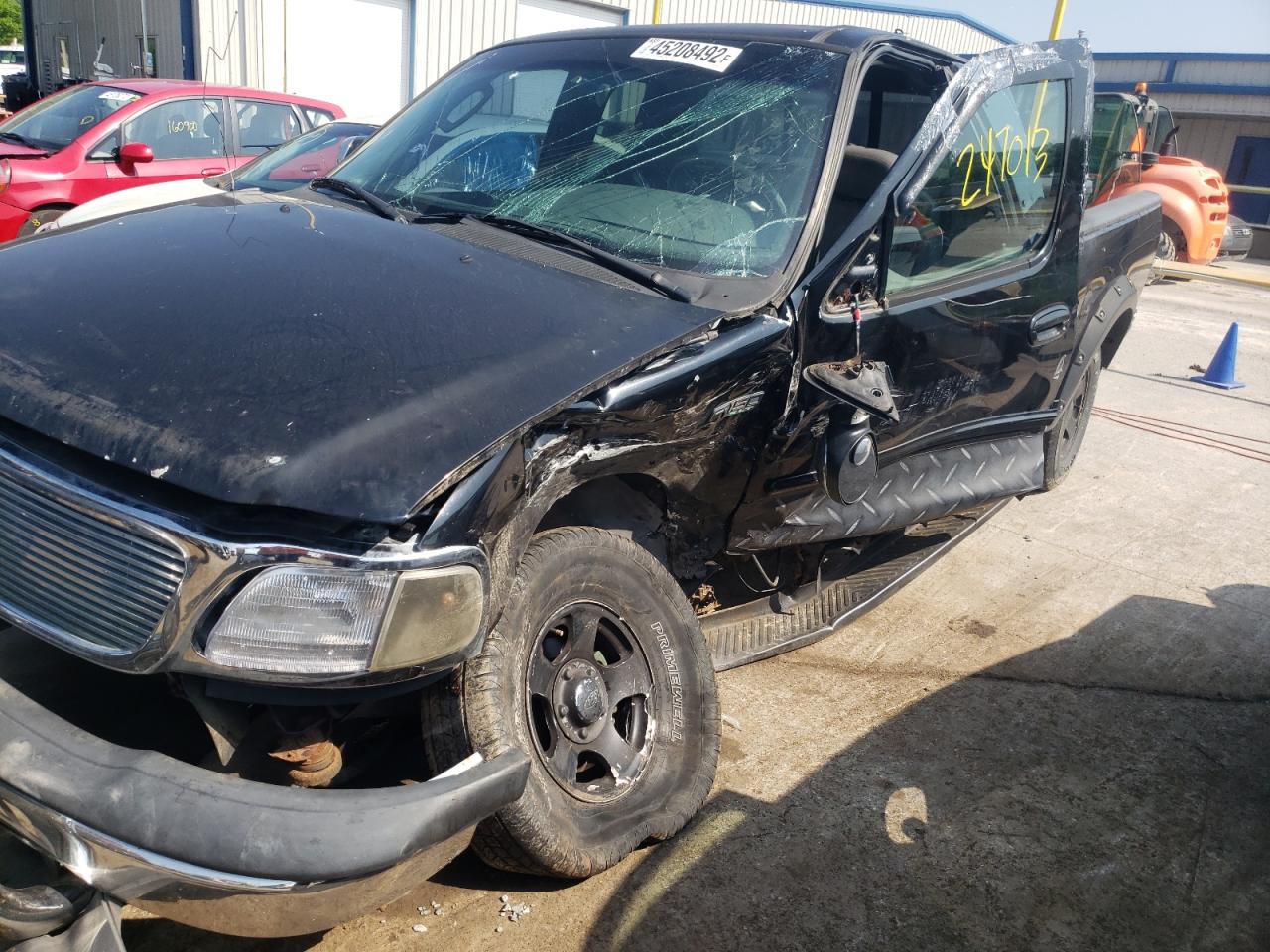 Photo 9 from auction – 2002 FORD F150 with VIN 1FTRX17252NB93817
