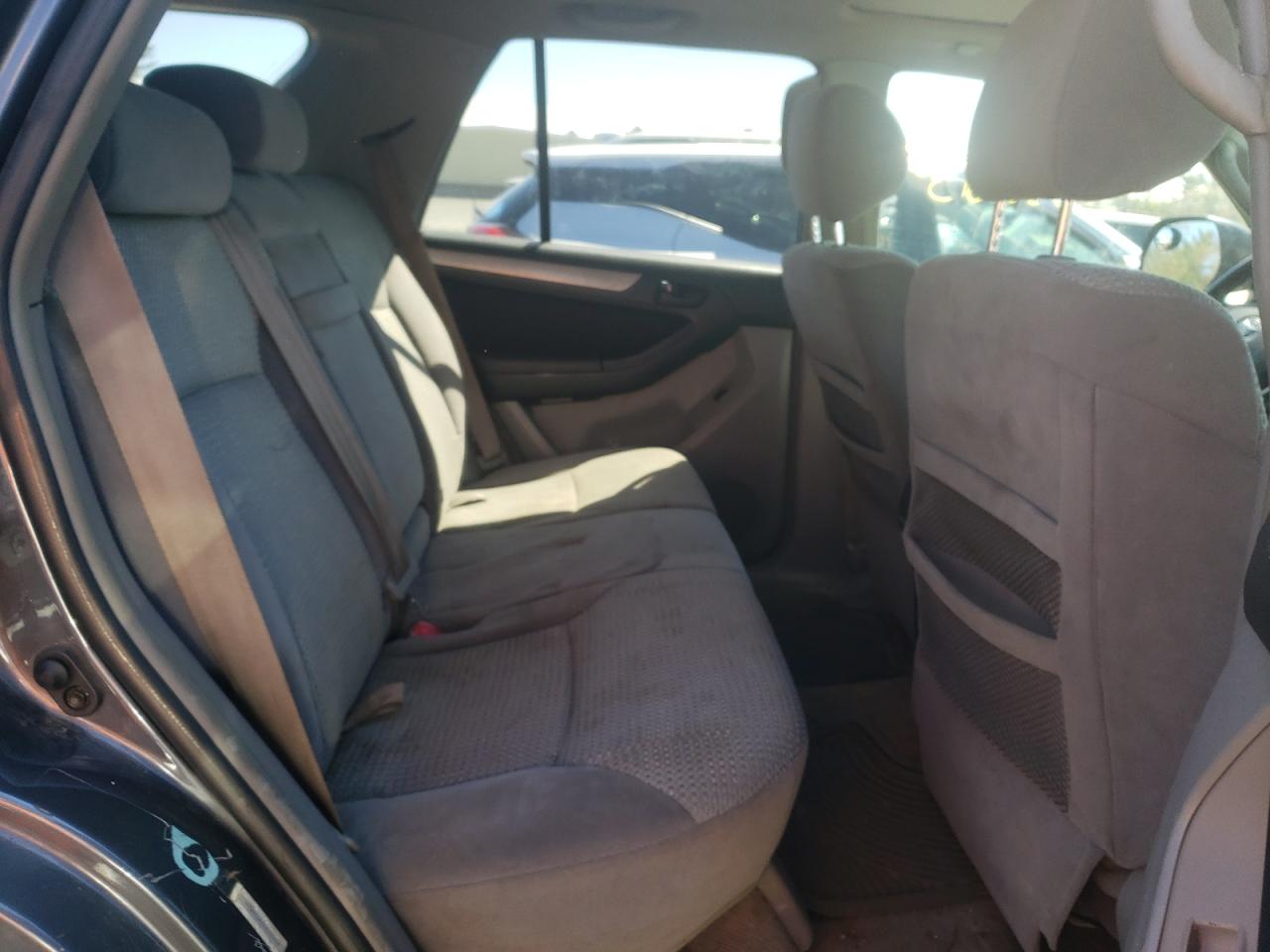 Photo 6 from auction – 2004 TOYOTA 4RUNNER SR with VIN JTEBU14R048025608