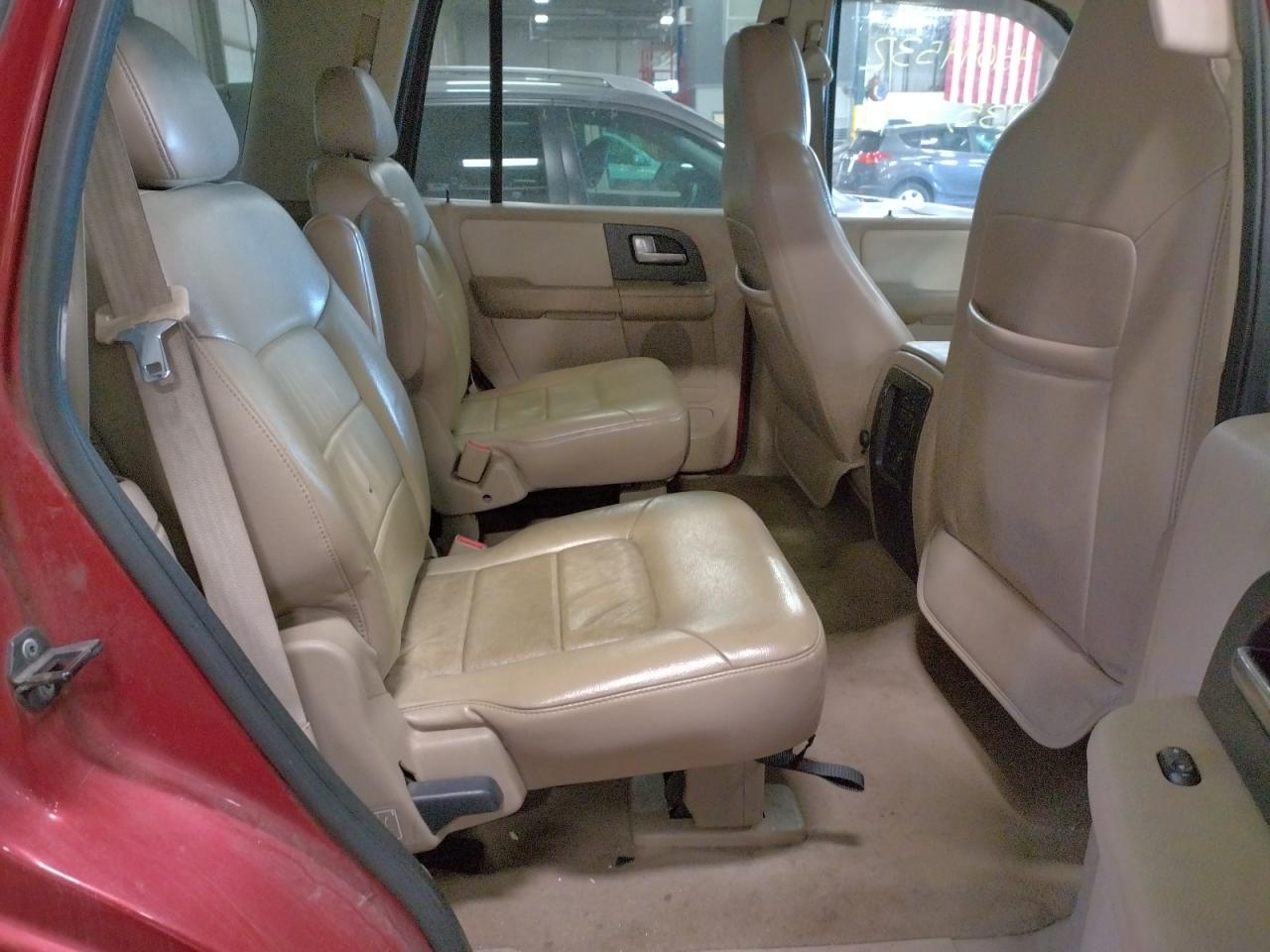 Photo 6 from auction – 2004 FORD EXPEDITION with VIN 1FMFU16L84LB37399