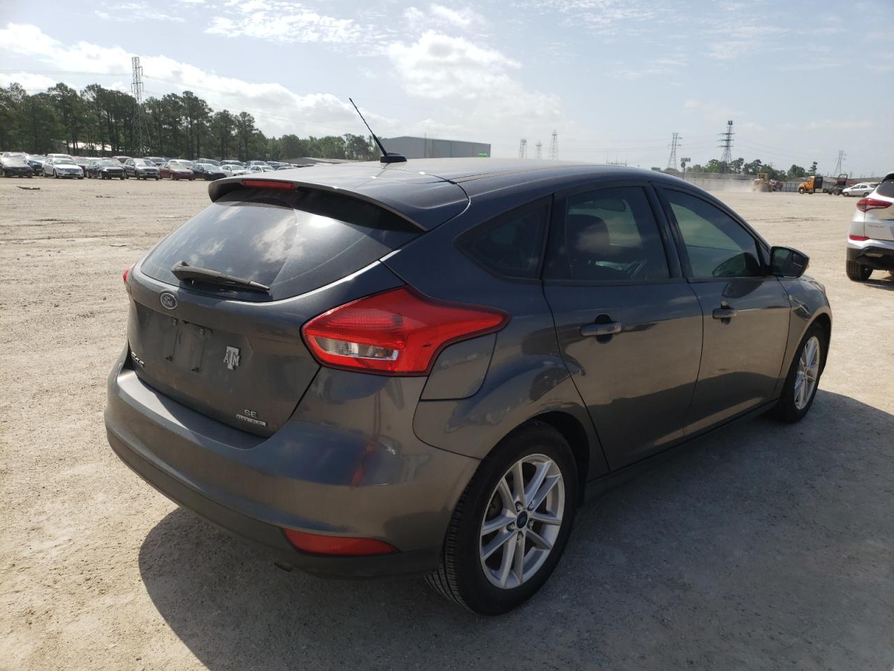 Photo 4 from auction – 2016 FORD FOCUS SE with VIN 1FADP3K20GL379304