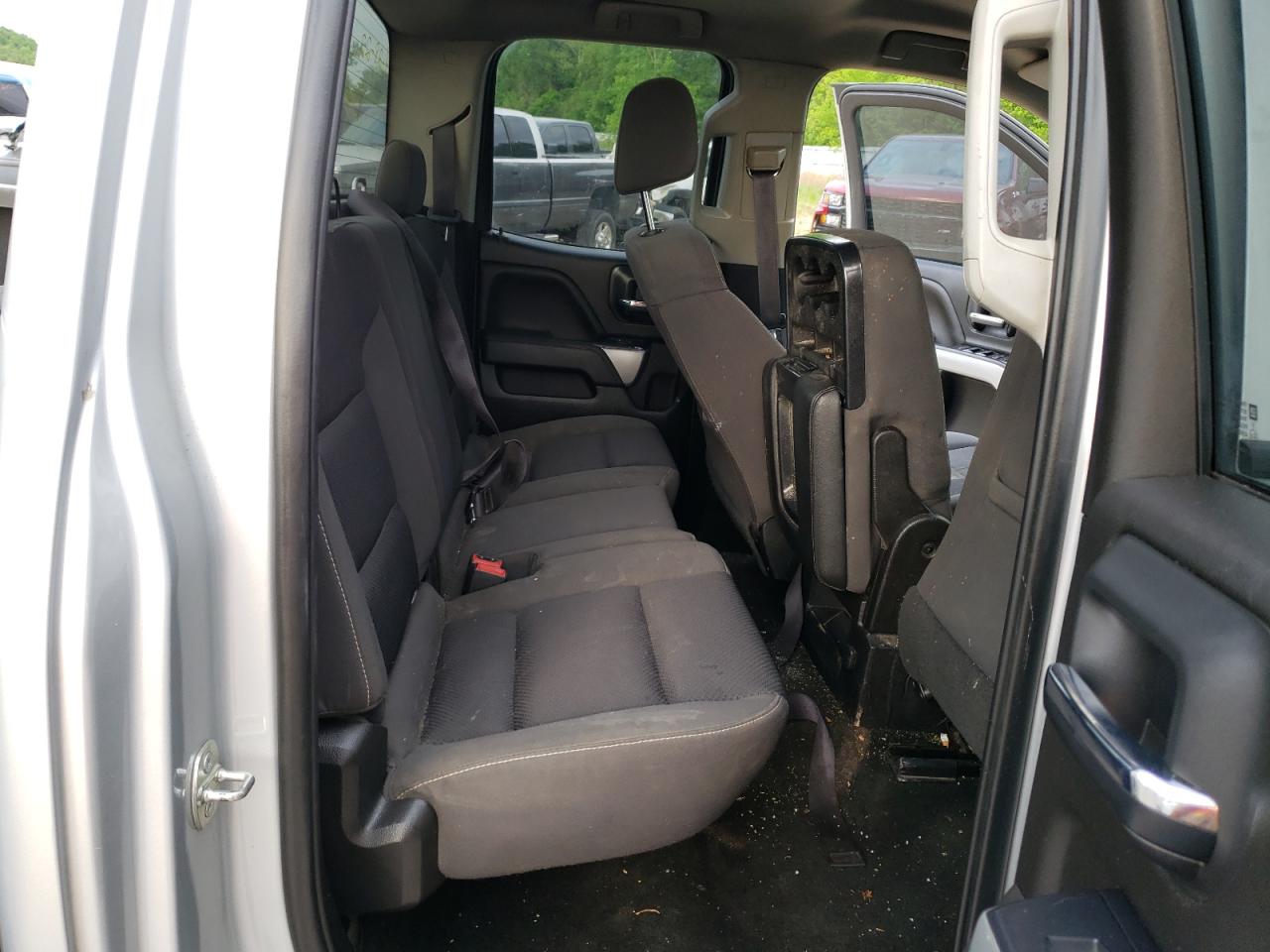 Photo 6 from auction – 2017 CHEVROLET SILVERADO with VIN 1GCVKREC8HZ375861