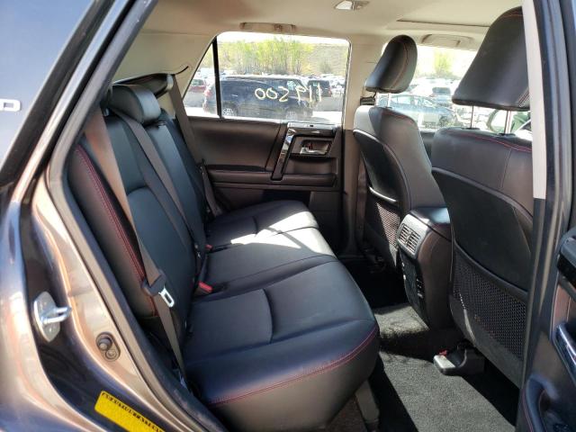 Photo 6 from auction – 2017 TOYOTA 4RUNNER SR with VIN JTEBU5JR4H5460683