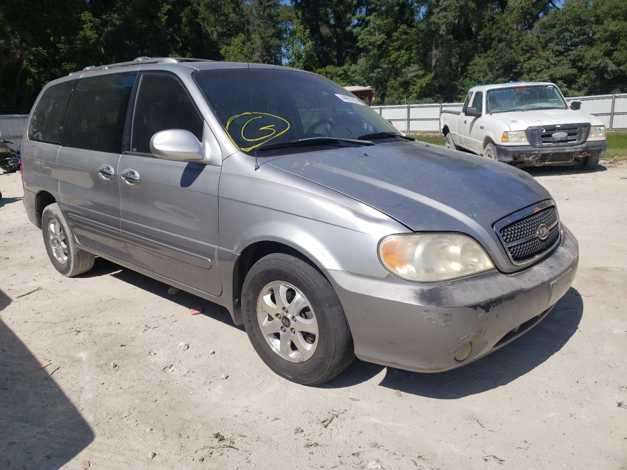 KIA SEDONA EX 2004 with VIN KNDUP131546561952 - Photo from auction