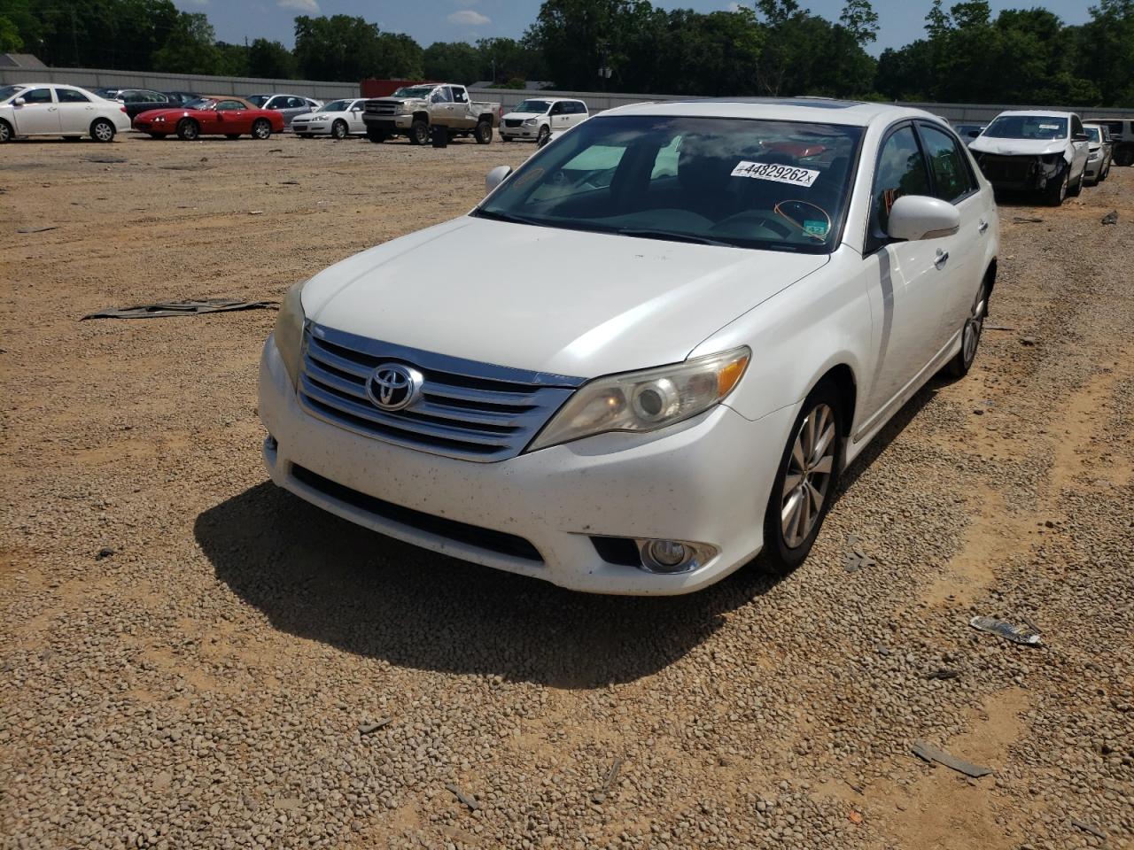 Photo 2 from auction – 2011 TOYOTA AVALON BAS with VIN 4T1BK3DB9BU420220