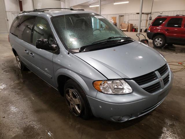 DODGE GRAND CARA 2005 with VIN 2D4GP44L85R195688 - Photo from auction