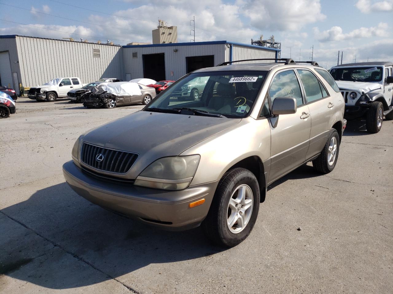 Photo 2 from auction – 2000 LEXUS RX 300 with VIN JT6GF10UXY0071358