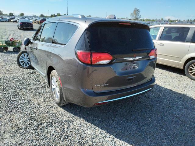 Photo 3 from auction – 2018 CHRYSLER PACIFICA T with VIN 2C4RC1EG3JR116908