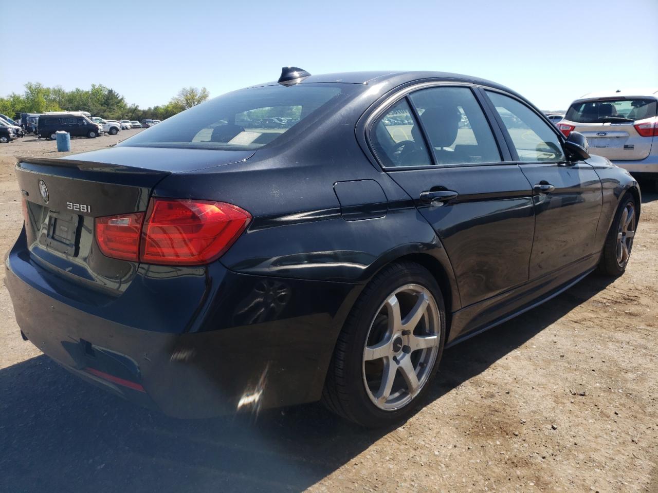 Photo 4 from auction – 2013 BMW 328 XI SUL with VIN WBA3B5C53DF591355