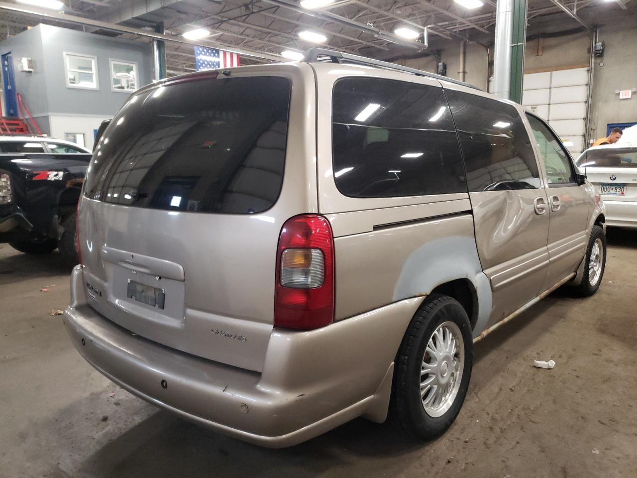 Photo 4 from auction – 2002 OLDSMOBILE SILHOUETTE with VIN 1GHDX03E32D231596