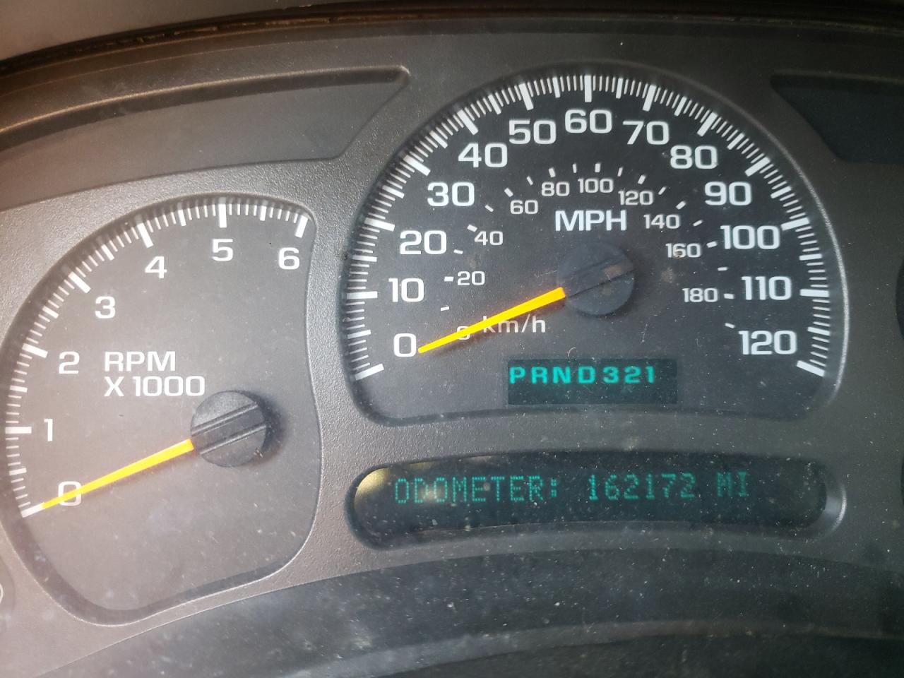 Photo 8 from auction – 2004 CHEVROLET AVALANCHE with VIN 3GNEC12T94G123301