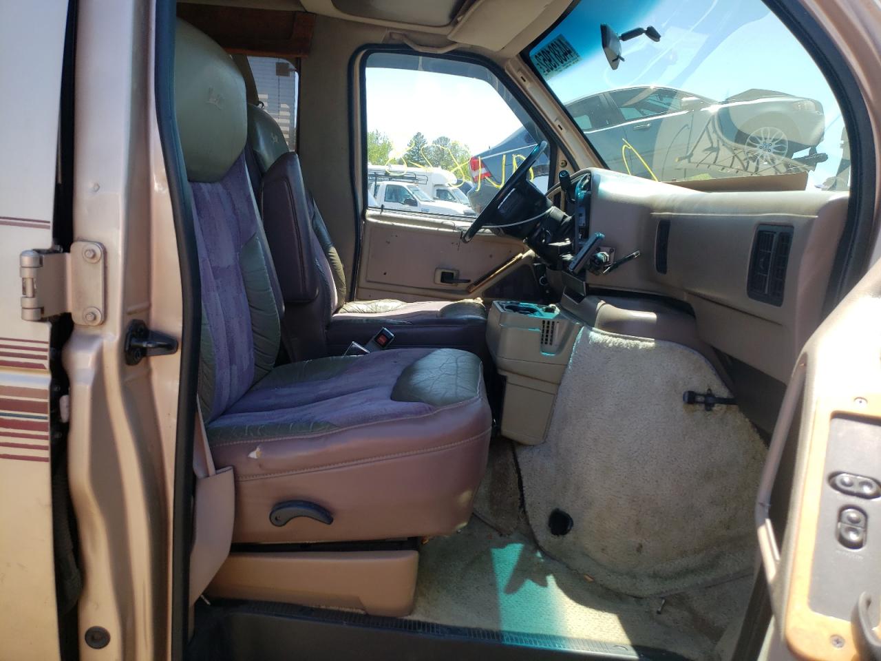 Photo 5 from auction – 1996 FORD ECONOLINE with VIN 1FDEE14H2THA44211