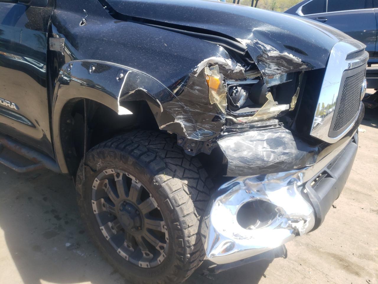 Photo 9 from auction – 2012 TOYOTA TUNDRA with VIN 5TFDW5F13CX257792